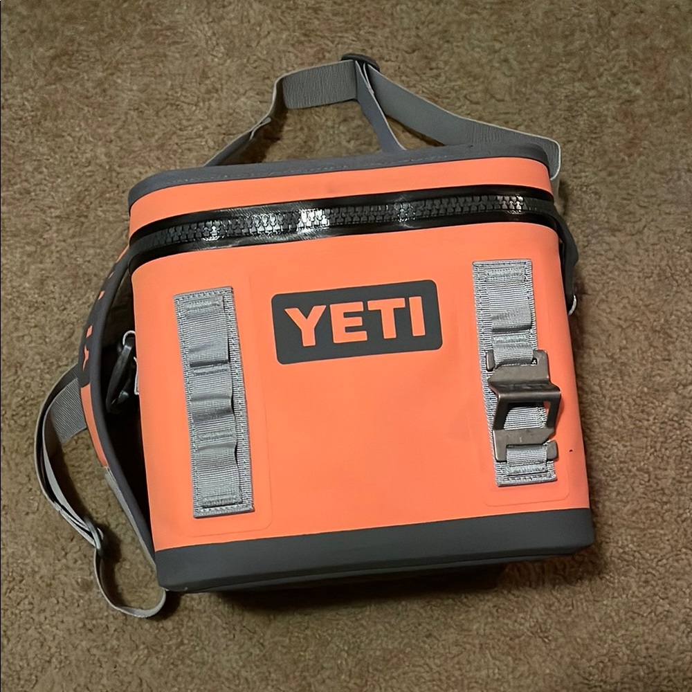Yeti Coral cooler